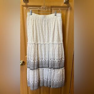 Lane Bryant Black & White Skirt Size 26-28